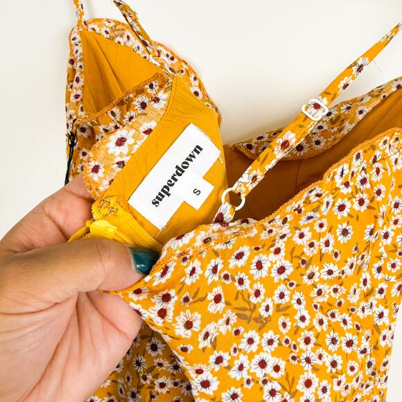 NWT Superdown AJ Ruffle Cami Dress in Yellow Floral Mini - S - Picture 5 of 8